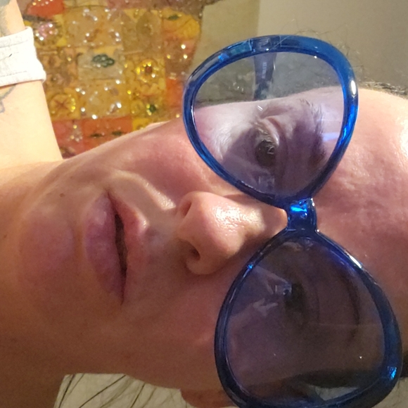 Blue Sunglasses Oversized - Picture 6 of 6